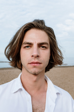 女生脚踝英文短句纹身 适合女生纹身的霸气英文短句有哪些？