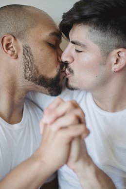 身在异乡思念家人的句子文案 在外想念家人的句子文案