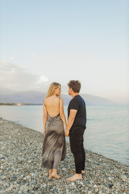 女人感情句子文案伤痛 一个女人被感情伤透了心的句子文案