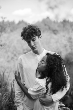 爱情是什么伤感语录 爱情经典伤感句子文案