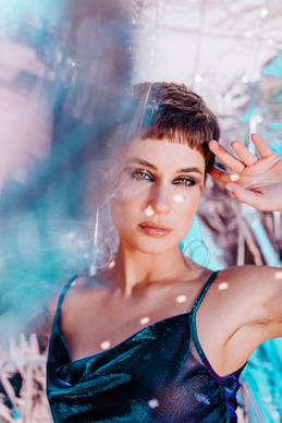 情侣幽默搞笑的爱情句子文案 关于爱情的幽默句子文案