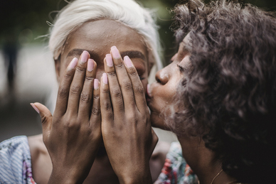 男人深夜孤独发朋友圈的句子文案 深夜一个人孤独的句子文案