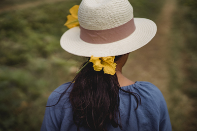 适合发结婚证的句子文案 朋友圈晒结婚证配什么优美句子文案