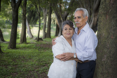 跨年夜祝福老公的句子文案 新年祝福老公好运的句子文案