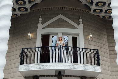 夜晚思念女朋友的句子文案 表达对女朋友的思念的唯美句子文案