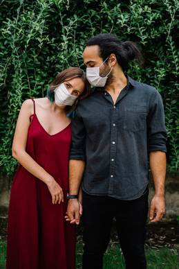 情侣之间的英语短语 找情侣之间爱情英文句子文案。 越多越好。