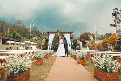 形容有人管着幸福的说说 有人惦记就是幸福句子文案