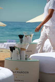 给女朋友的情话文案100字以上 让女朋友感动的情话文案大约100字左右