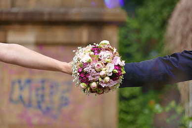 珍惜的精辟句子文案情人 珍惜情人 的好句？