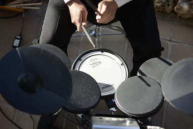 老公不信任我的句子文案说说心情短语 不信任的句子文案说说心情