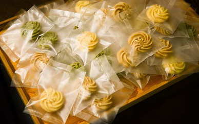 描写女人不懂事的句子文案 形容女孩不懂事的词