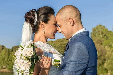 关于情人节的唯美句子文案 关于七夕节的唯美句子文案有哪些？