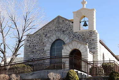 深情久伴八个字句子文案