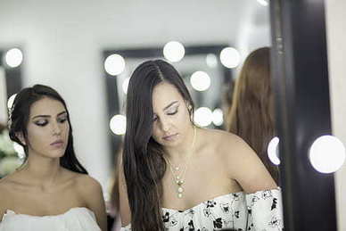 赞美自己老公的句子文案 赞美老公的句子文案大全