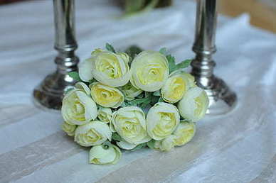 安慰姐妹分手的句子文案 闺蜜分手了安慰的句子文案