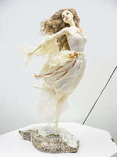 不碰感情的句子文案 余生不碰感情 忠于自己句子文案