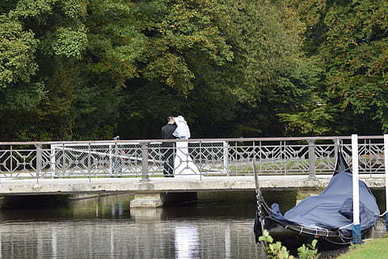 情侣之间公布恋情的句子文案 公布恋情的句子文案怎么写