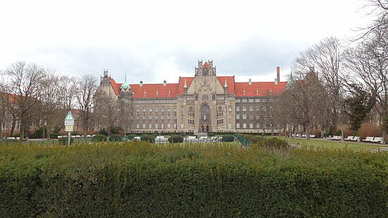 朋友圈晒幸福心情短语 发朋友圈的心情短语有哪些？