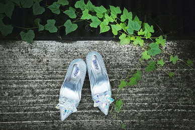 女生说的很霸气的句子文案 有哪些适合女生说的简单干净霸气的句子文案?