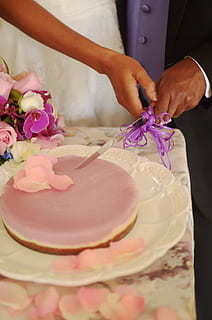 安慰失去丈夫女人的话 怎样去安慰失去丈夫的女人