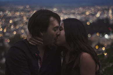 晒情侣照片的句子文案简短 情人节晒幸福的简短句子文案有哪些？