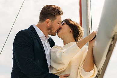 祝情侣幸福的霸气句子文案 祝福爱人幸福的句子文案