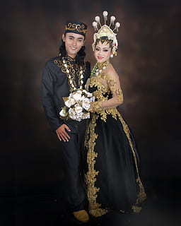 小孩子喜欢玩水的说说文案 形容小孩喜欢玩水的一段话