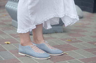 只发工作有关朋友圈的女生