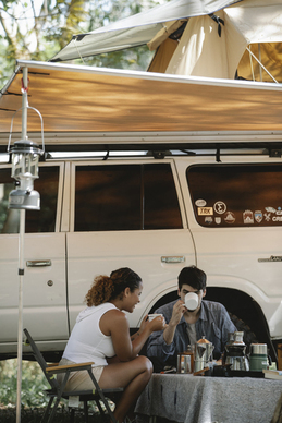 女孩子突然朋友圈发自拍 女生突然发自拍说明什么