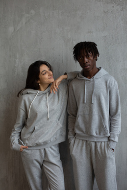 赞美男人幽默风趣的句子文案 夸奖男人的幽默风趣句子文案