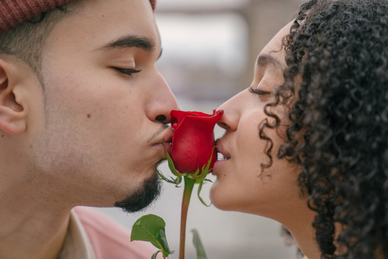 女朋友心凉了挽回的话 女朋友心凉了说慢慢来我怎么挽回呢？