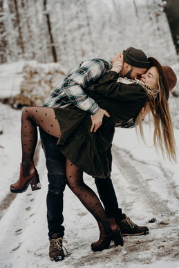 深入人心的感情文案短句 关于感情文案的句子？