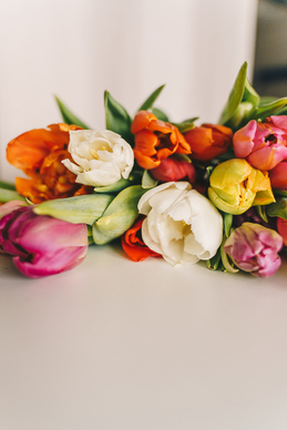 中午问候女人的情话文案 早上问候女朋友的情话文案