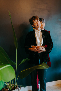 深爱一个人的经典句子文案 特别深爱一个人的句子文案有哪些？