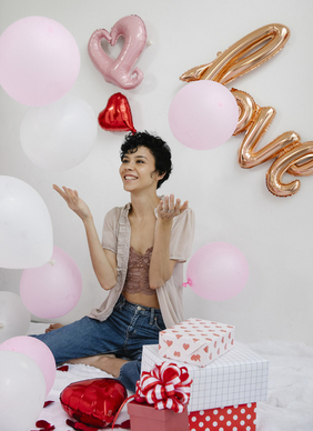 dr钻戒的浪漫语句文案 dr钻戒的寓意很浪漫？感觉喜欢的人很多啊