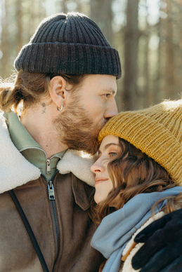 能让女生想歪的句子文案 容易让女生想歪的谜语？