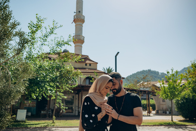 文学家的爱情经典句子文案 知名作家,优美的爱情语句。