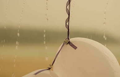 形容女孩子帅酷的句子文案 形容女生很酷的句子文案有哪些？