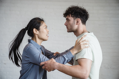 女人坚强的句子文案 表达女人坚强的句子文案