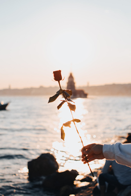 对很丧的女孩子说的话 怎么安慰丧丧的女生