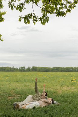 亲人离世一年的想念句子文案 纪念亲人去世一周年的句子文案