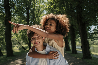 女人如水的唯美句子文案 形容女人如水的句子文案