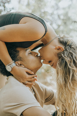 男人养花的句子文案 描写养花的心情句子文案有哪些？