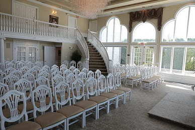 描写一个人活泼可爱的句子文案 形容一个人可爱的句子文案