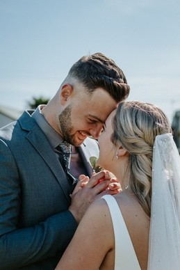 对最挚爱的人的思念句子文案 写给最爱的人的句子文案