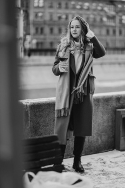 男女之间现实扎心语录文案 现实感情扎心语录文案注意身体？