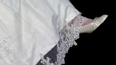 能把下面撩硬的污情话文案 微信上撩男友的话，污一点的，要怎么说