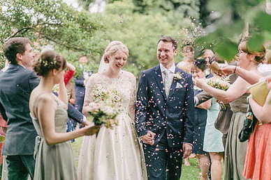 关于感情动摇了的句子文案 形容感情脆弱的句子文案