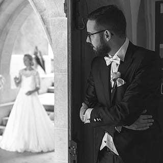 爱人去世安慰的经典语句文案 去世安慰的经典语句文案有哪些？