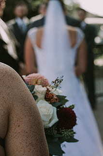 让女生一晚上睡不着的话 如何哄一个睡不着的女生睡觉